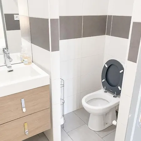 Le Progres - Climatise Et Cosy * 빌뢰르반